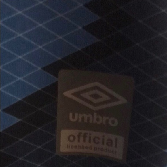 BNWT Umbro Gremio Third Kit - Picture 5 of 8